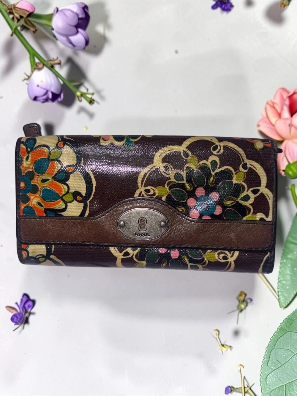 FOSSIL FLORAL PRINT BROWN CLUTCH WALLET ZIP POCKET MULTICOLOR